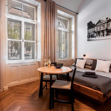 Aparthotel Krmanova 4*